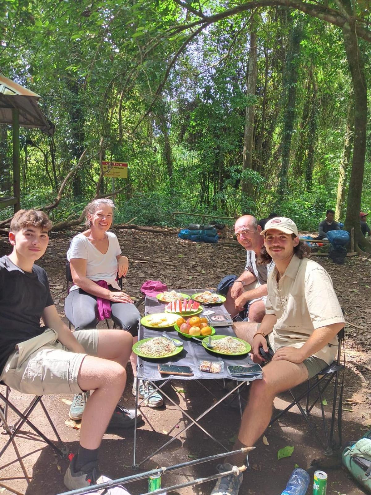 Ila Homestay 세나루 외부 사진